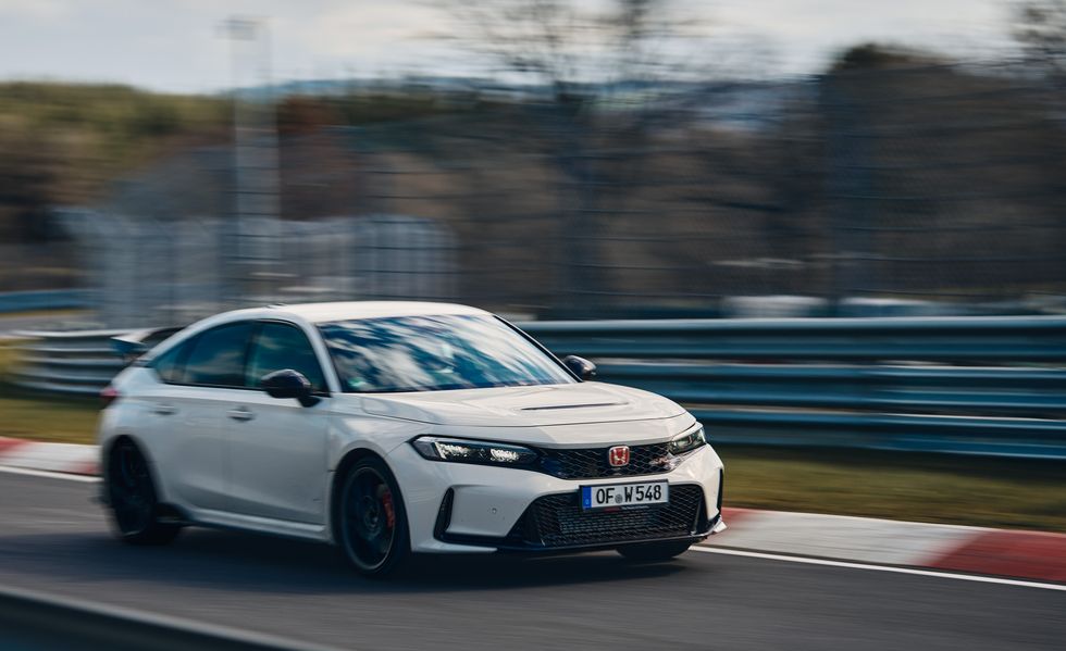 2023 honda civic type r at nurburgring