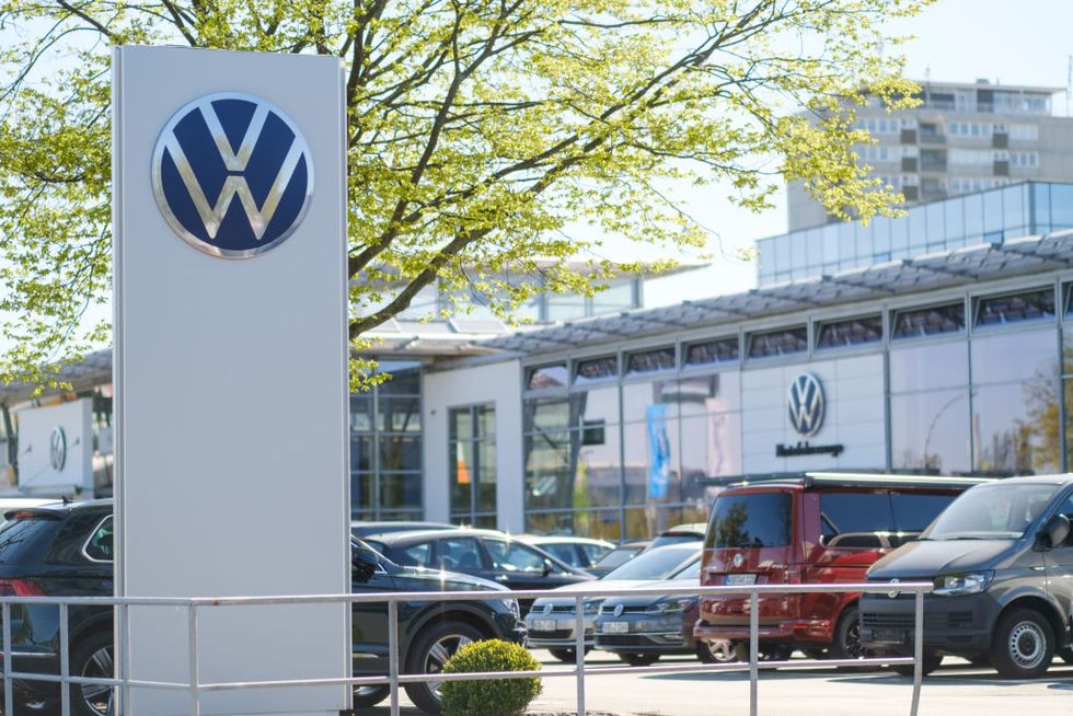 coronavirus volkswagen demands state purchase premium