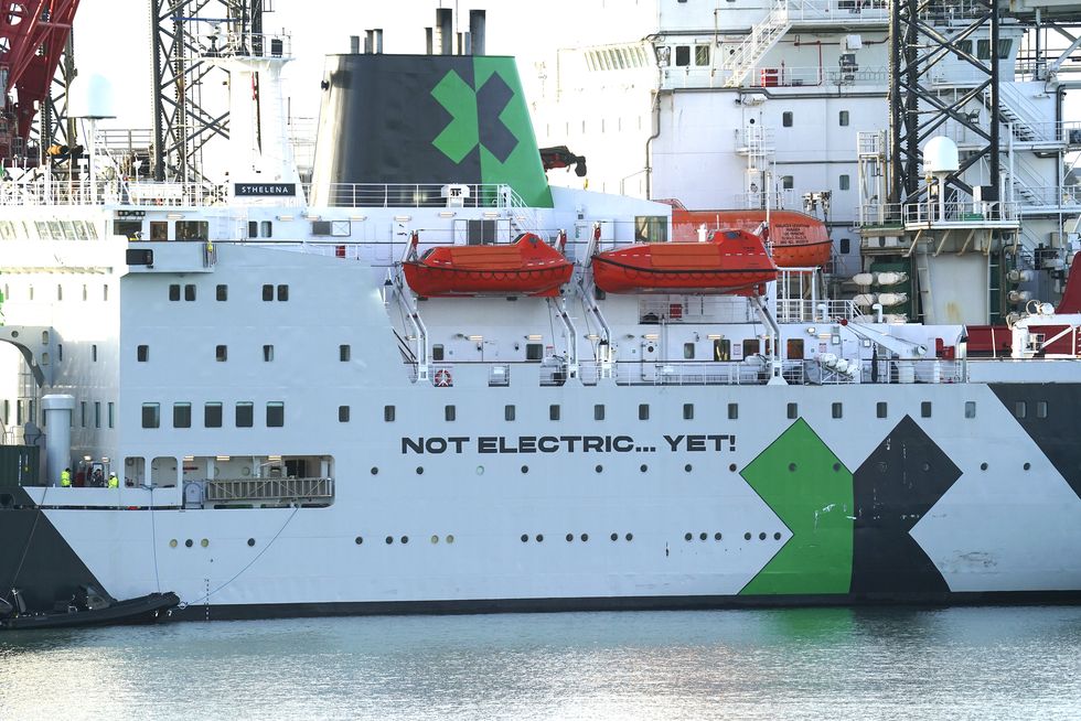 st helena extreme e ship arrives in falmouth