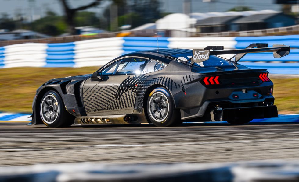 ford performance mustang gt3