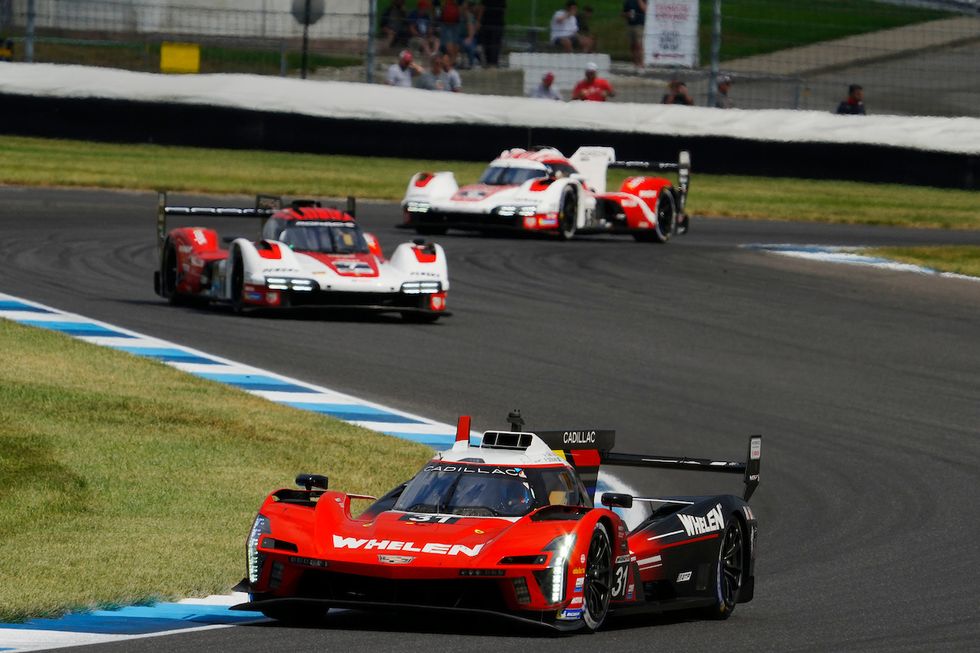 31 whelen engineering racing, cadillac vseriesr, gtp pipo derani, alexander sims, 7 porsche penske motorsports, porsche 963, gtp matt campbell, felipe nasr, 6 porsche penske motorsports, porsche 963, gtp mathieu jaminet, nick tandy