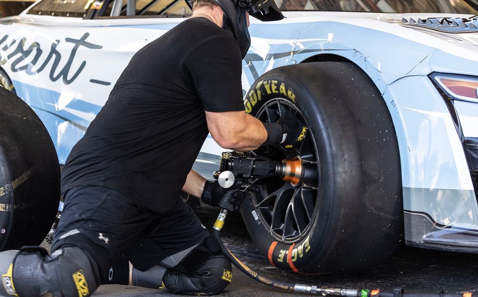 nascar tire changer